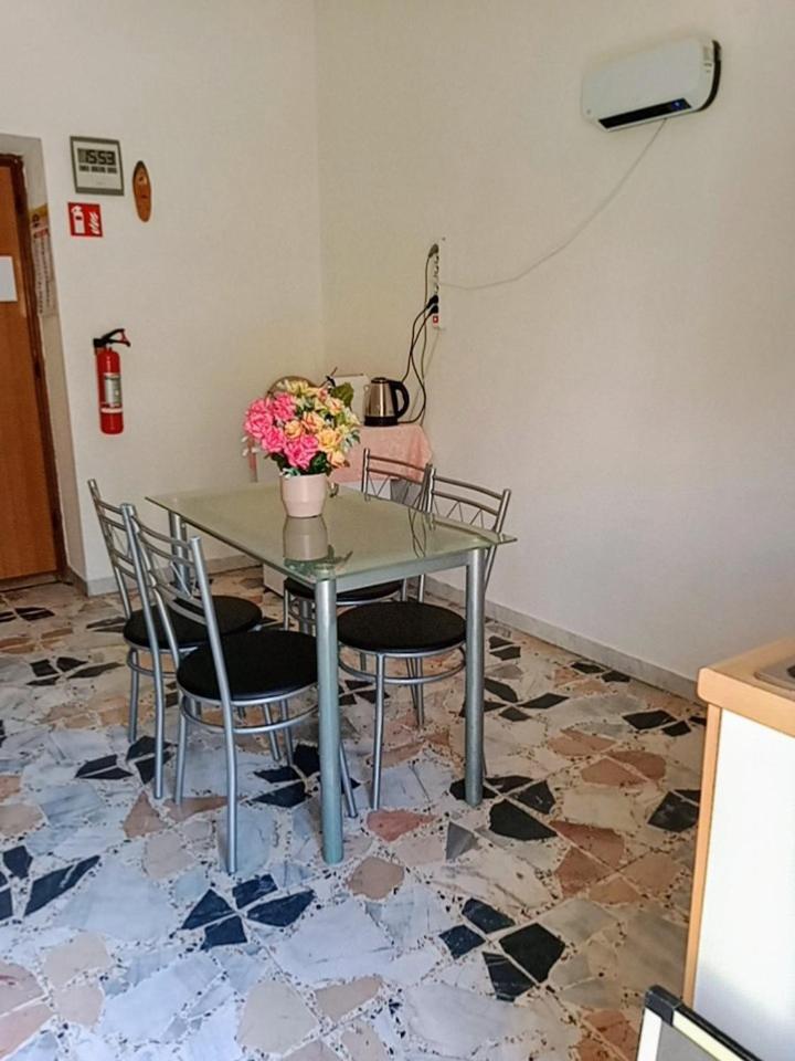 Quedar-Se A L'Alguer Appartement Buitenkant foto